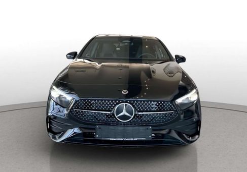 Mercedes-Benz A 180, 2025