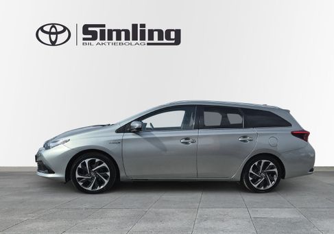 Toyota Auris Touring Sports, 2016