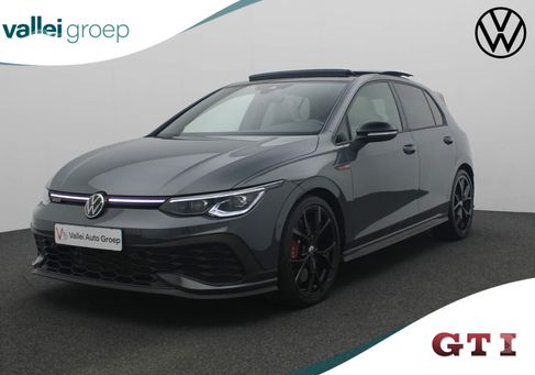 Volkswagen Golf, 2023