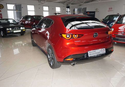 Mazda 3, 2024