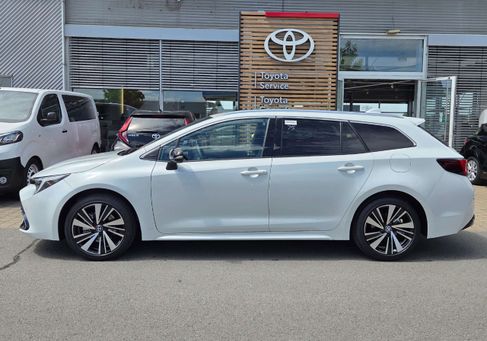 Toyota Corolla, 2026 3