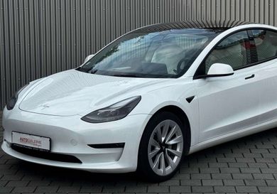 Tesla Model 3, 2021