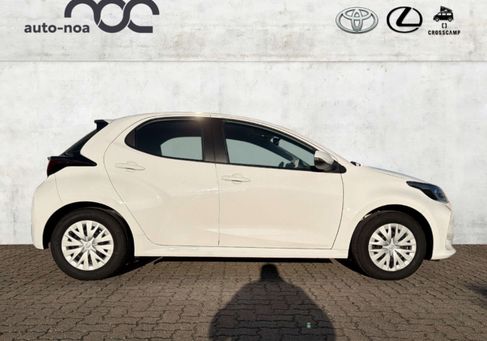 Toyota Yaris, 2024