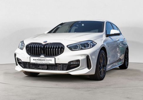 BMW 118, 2023 2