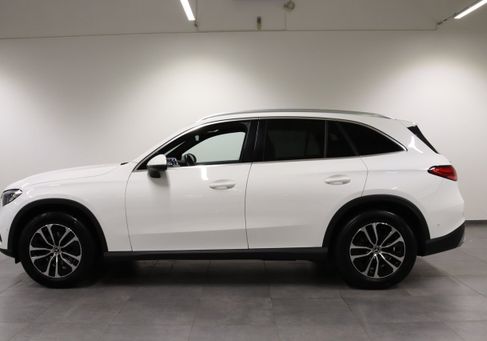 Mercedes-Benz GLC 200, 2023