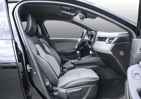 Renault Clio, 2025 3