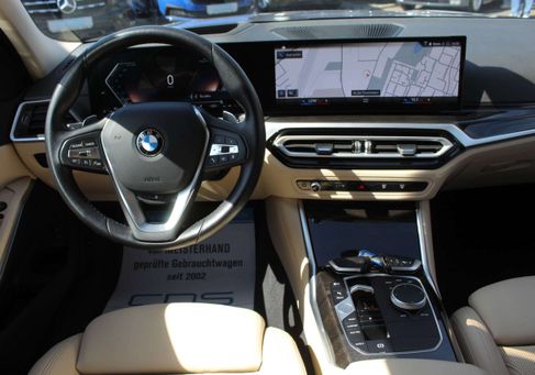 BMW 318, 2023 3