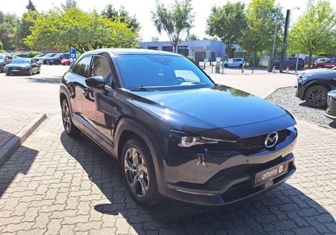 Mazda MX-30, 2023 3
