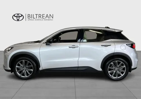Lexus, 2025