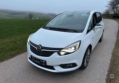 Opel Zafira, 2017