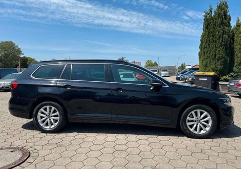 Volkswagen Passat Variant, 2022