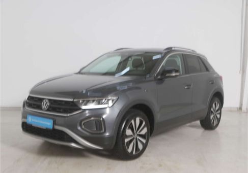 Volkswagen T-Roc, 2025 2