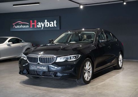BMW 320, 2021 3