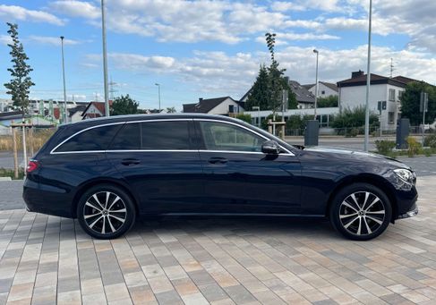 Mercedes-Benz E 300, 2023