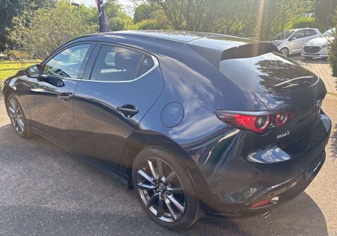 Mazda 3, 2022