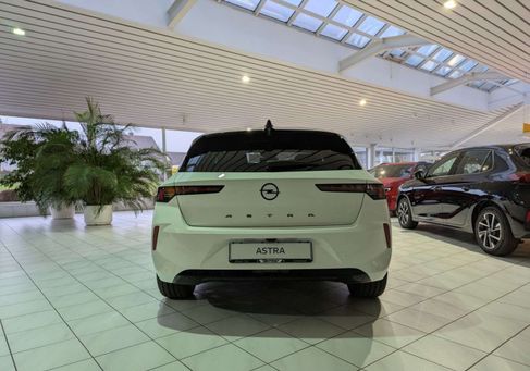 Opel Astra, 2024