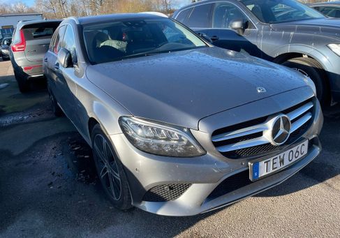 Mercedes-Benz C 300, 2021