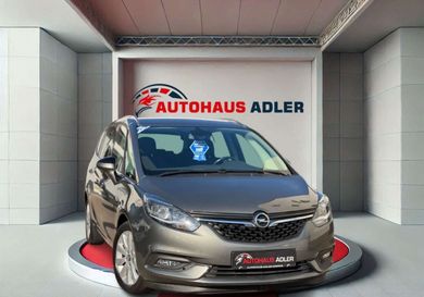 Opel Zafira Tourer, 2017