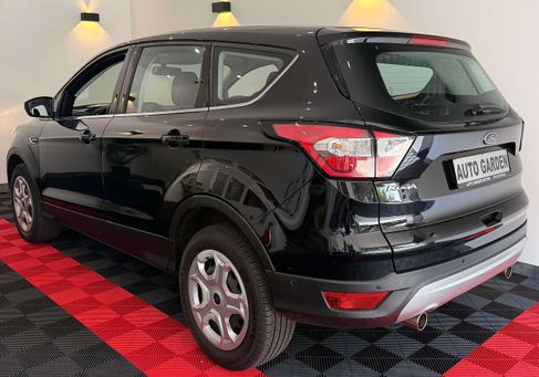 Ford Kuga, 2019