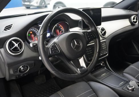 Mercedes-Benz GLA 200, 2017