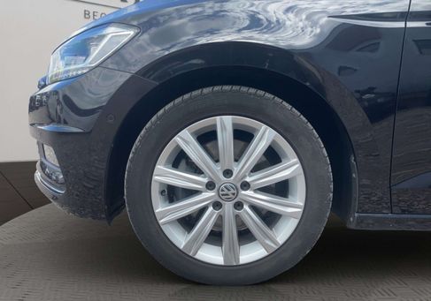 Volkswagen Touran, 2019 3