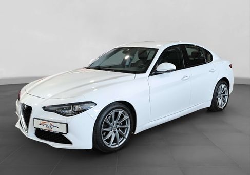 Alfa Romeo Giulia, 2017