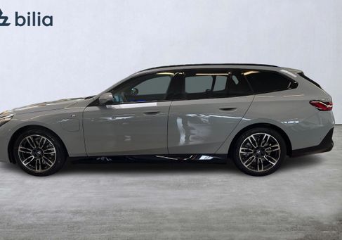 BMW 530, 2025