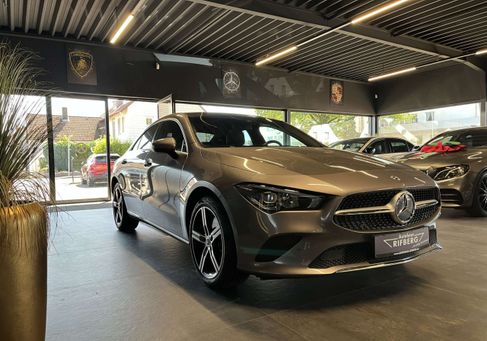 Mercedes-Benz CLA 250, 2021