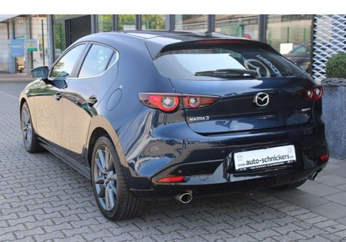 Mazda 3, 2023 3