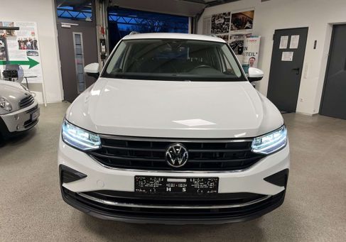 Volkswagen Tiguan, 2022