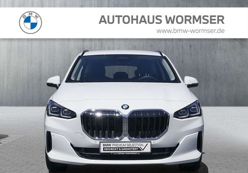 BMW 220, 2025 3