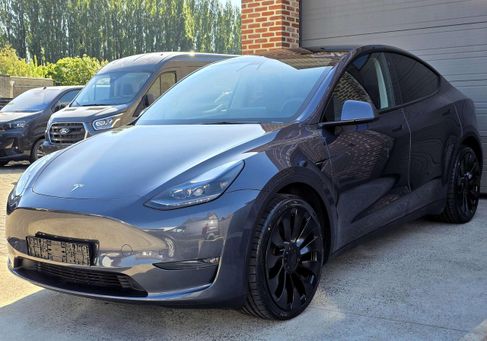 Tesla Model Y, 2023 2
