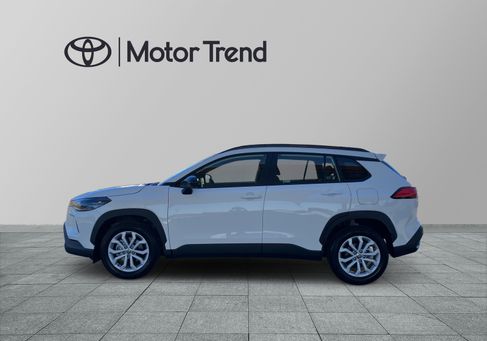 Toyota Corolla Cross, 2026