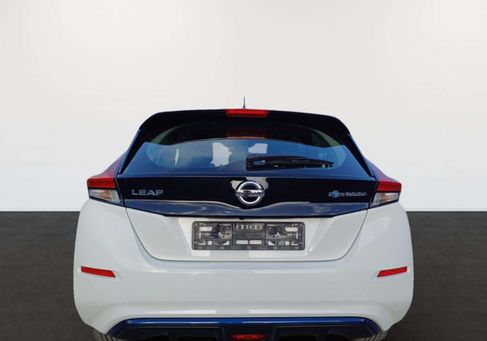 Nissan Leaf, 2021 3