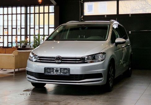 Volkswagen Touran, 2022