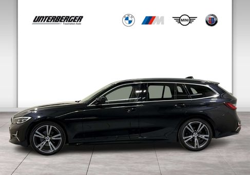 BMW 320, 2022