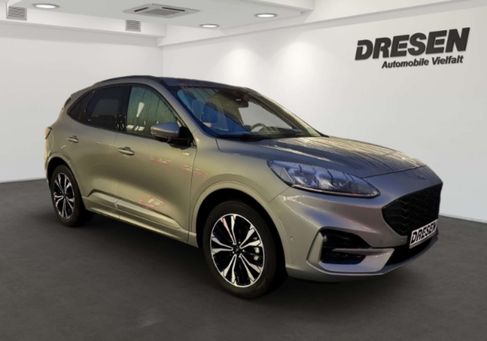 Ford Kuga, 2022