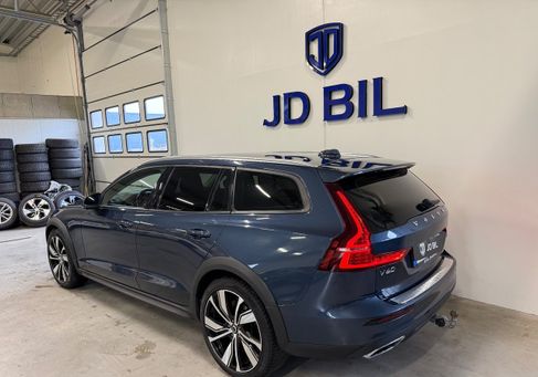 Volvo V60 Cross Country, 2019
