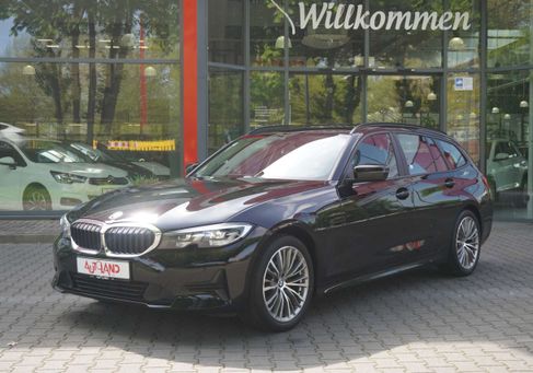 BMW 318, 2021