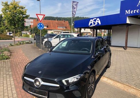 Mercedes-Benz A 200, 2021