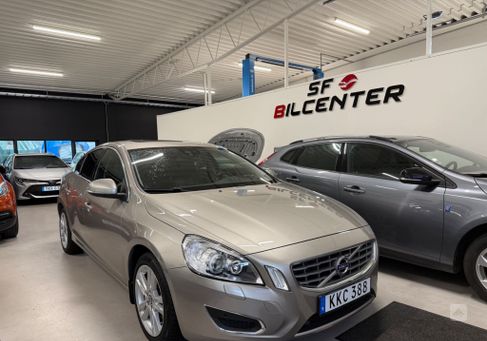 Volvo S60, 2012