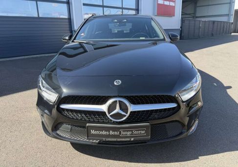 Mercedes-Benz A 180, 2020