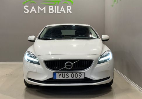 Volvo V40, 2018