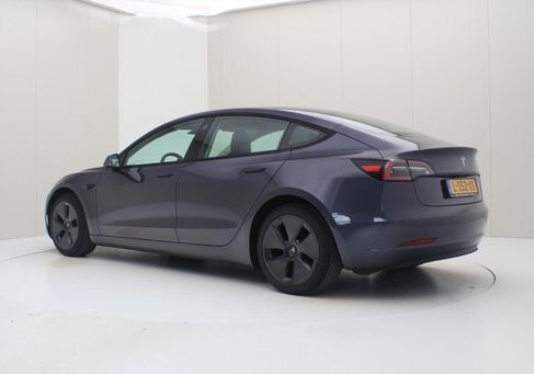 Tesla Model 3, 2021 3