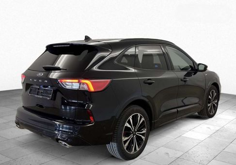 Ford Kuga, 2022