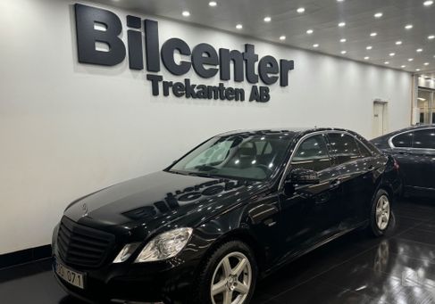 Mercedes-Benz E 200, 2012