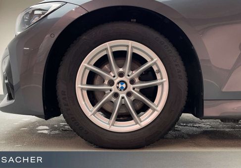 BMW 320, 2022