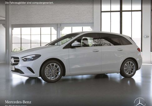 Mercedes-Benz B 250, 2022