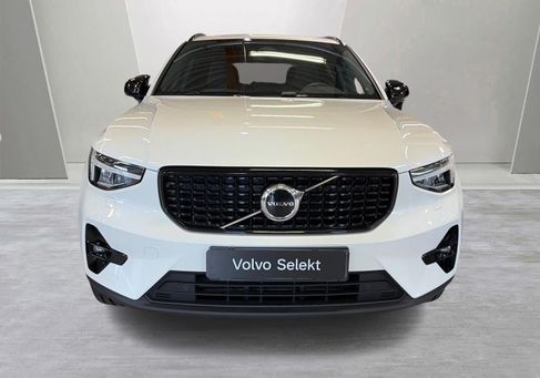 Volvo XC40, 2025 3