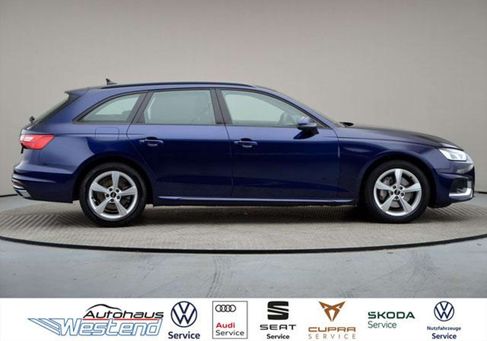 Audi A4, 2022